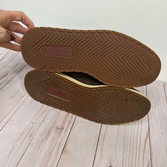 Kodiak Men's Chase Sneaker, Brown Waxed Canvas - Picture 9 of 10